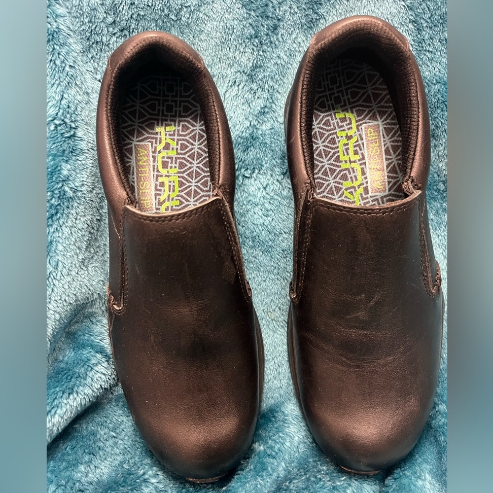 Women’s Kuru-Kivia non-slip shor